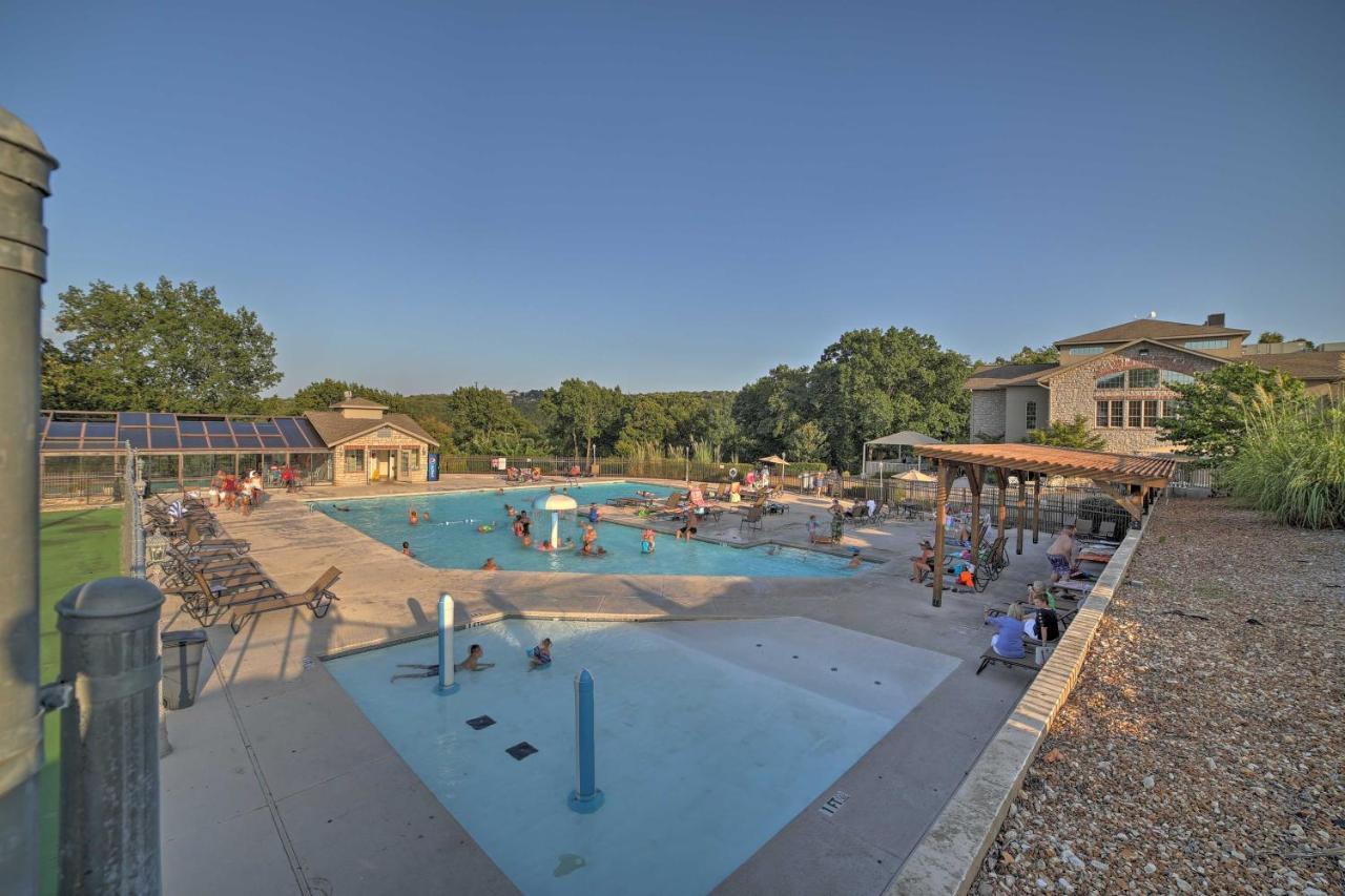 Branson Getaway With Balcony And Resort Amenities! Exterior photo